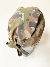 Load image into Gallery viewer, Camo Scrub Cap
