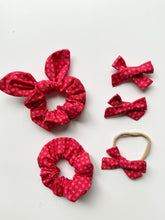 Load image into Gallery viewer, XO Valentine’s Scrunchie with Bow
