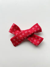 Load image into Gallery viewer, XO Valentine’s Classic Hair Bow on Clip
