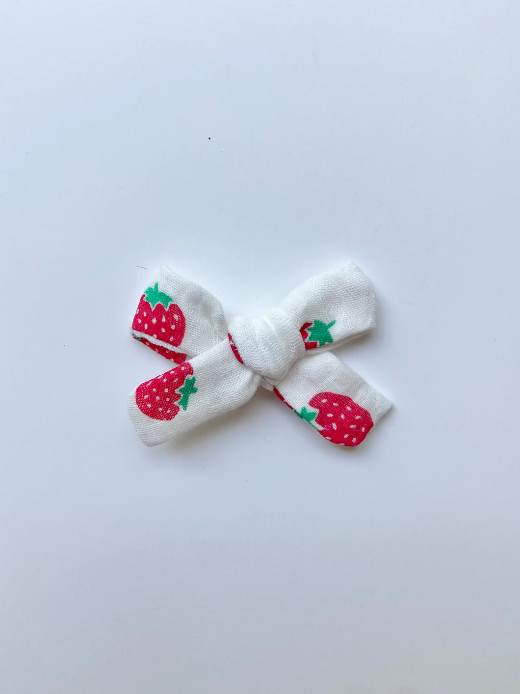 Strawberry Gauze Classic Hair Bow