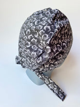 Load image into Gallery viewer, Cats Large Scrub Cap
