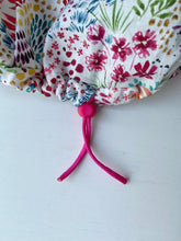 Load image into Gallery viewer, Bouffant Scrub Cap
