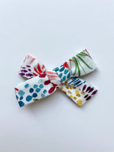 Load image into Gallery viewer, Fab Floral Classic Hair Bow
