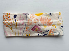 Load image into Gallery viewer, Wild Flower Twist Headband
