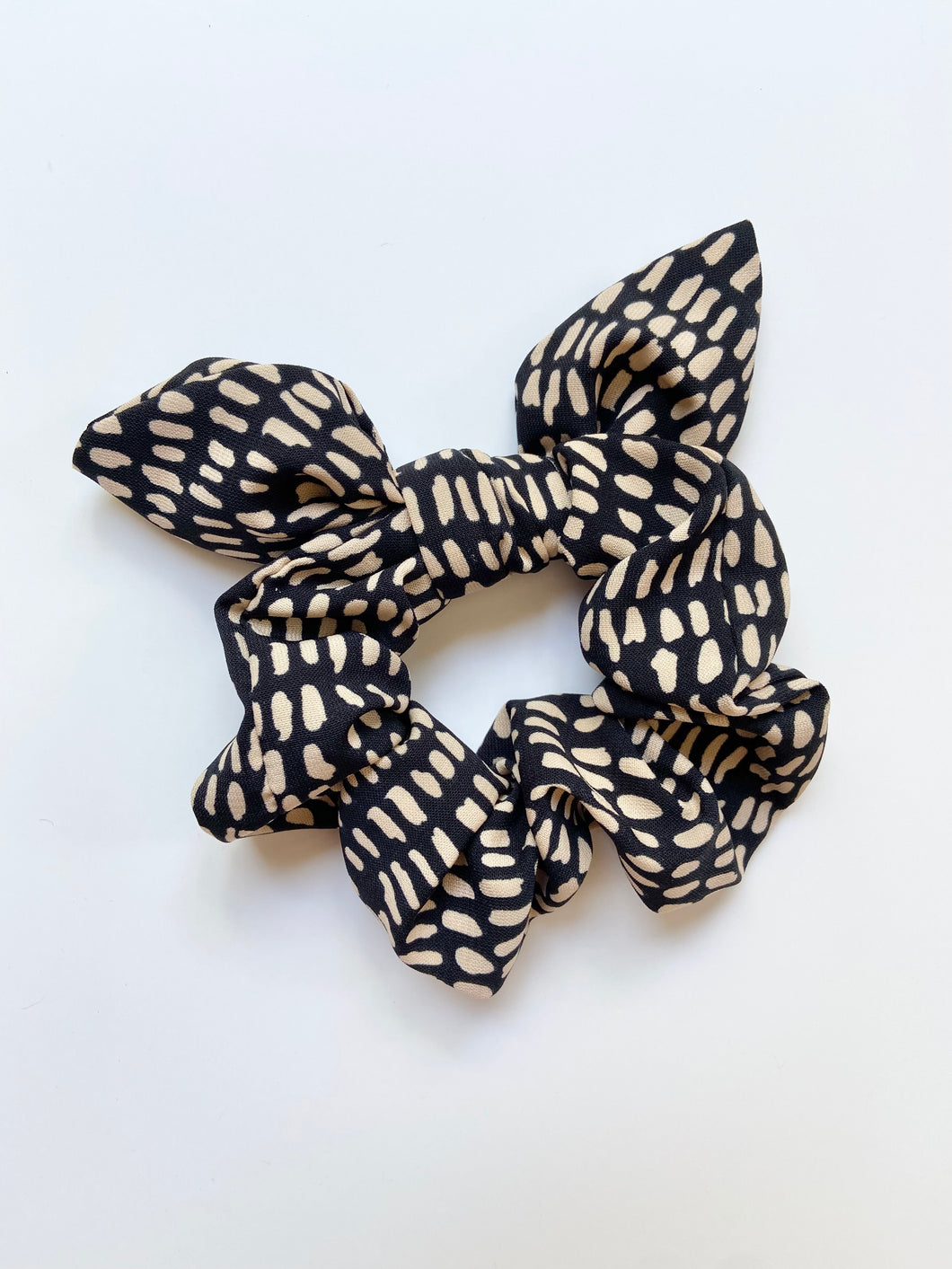 Speckled Black Scrunchie with Bow