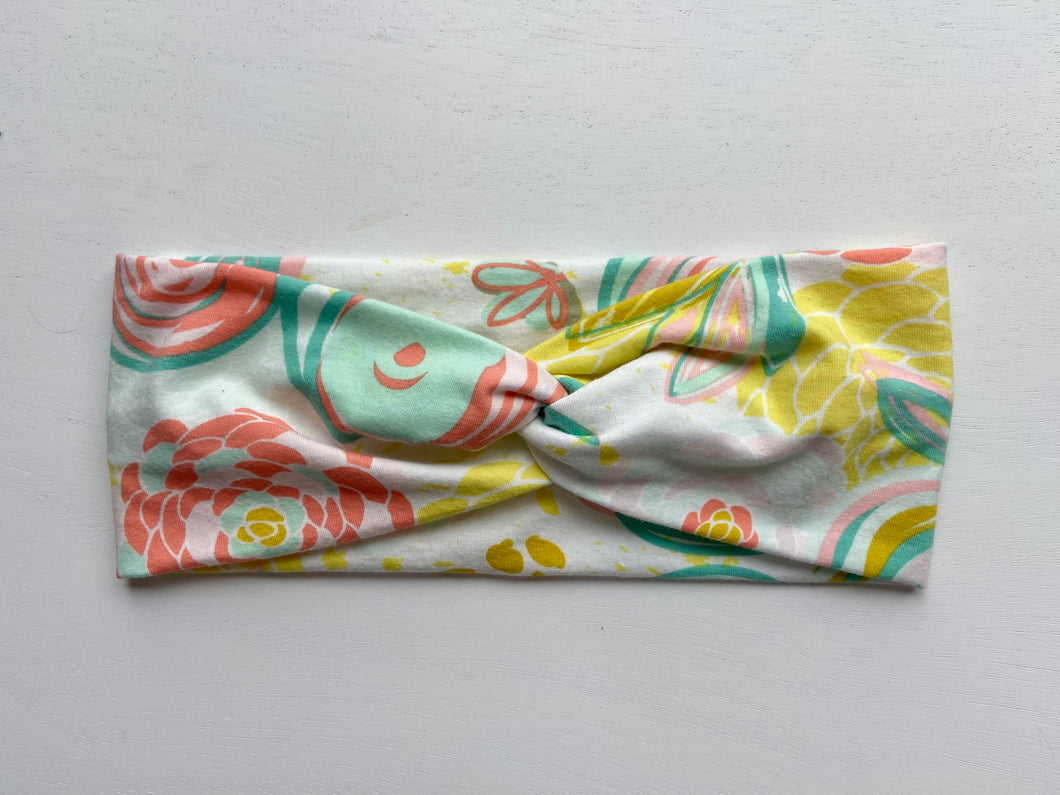 Retro Floral Twist Headband