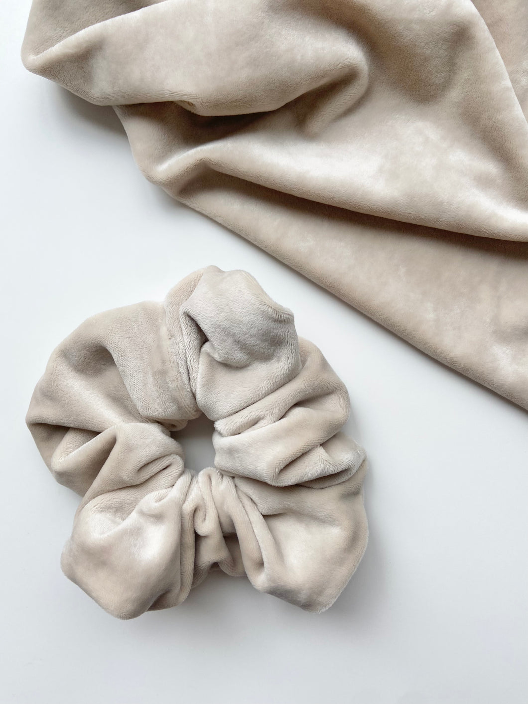 XL Cream Teddy Scrunchie