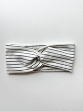 Load image into Gallery viewer, Black Stripe Twist Headband
