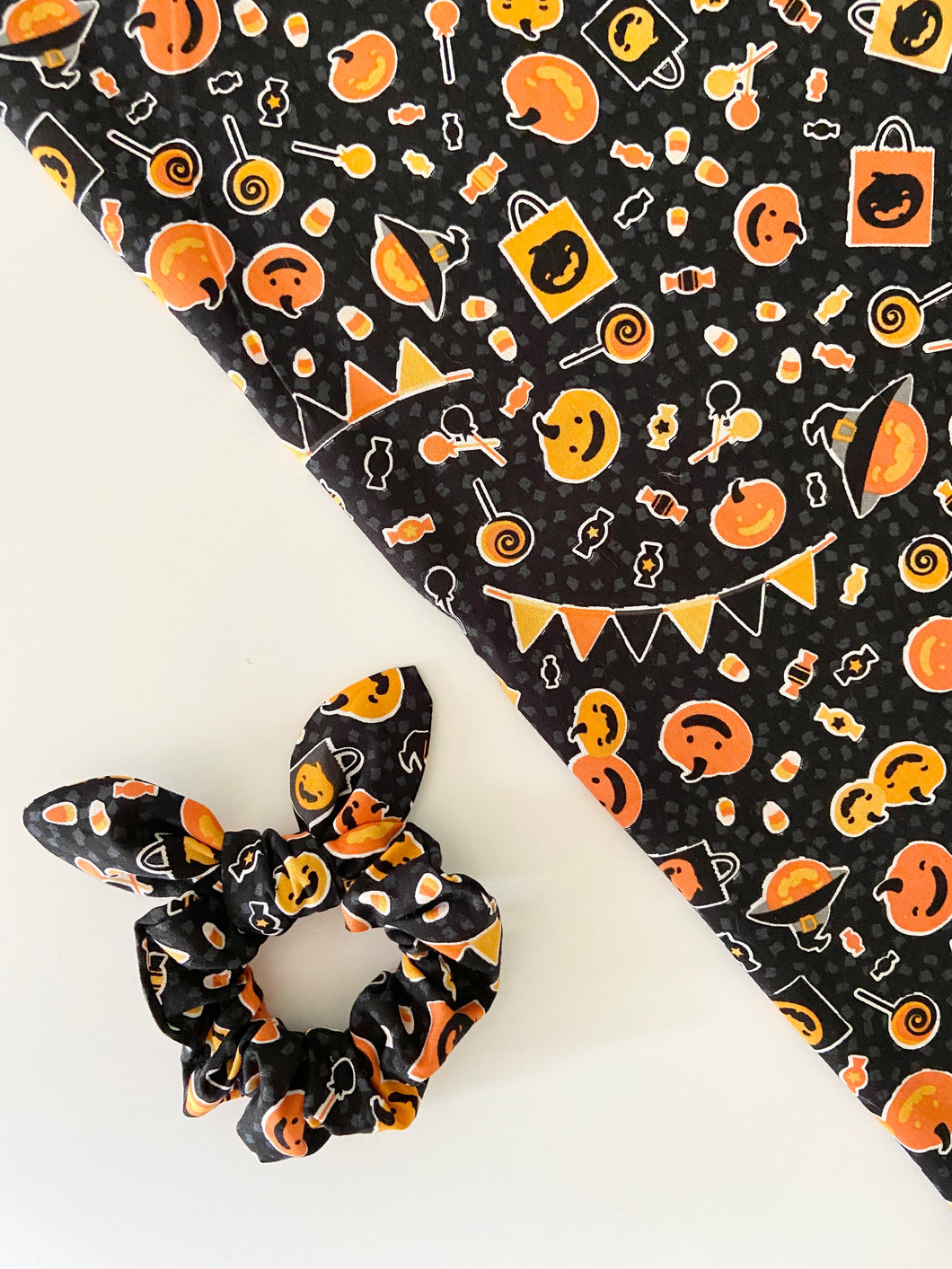 Trick-or-Treat Scrunchie with Bow