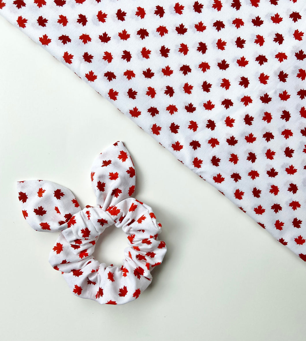 Canada Scrunchie with Bow