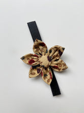 Load image into Gallery viewer, Fall Pet Collar Flower
